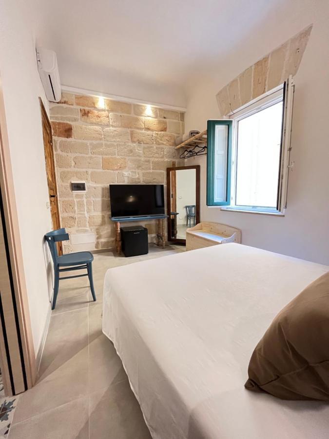 I Mori - Rooms & Apartment Trapani Exterior foto